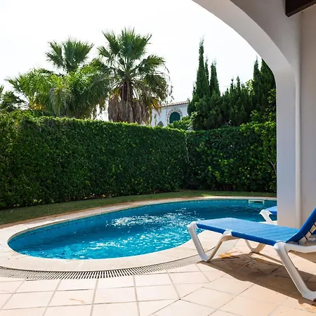 Apartchalet Elvira. D Ferienhaus Son Carrio (Menorca)
